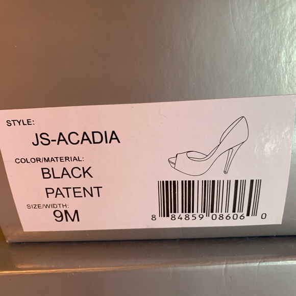 Jessica Simpson high heels - Picture 2 of 4